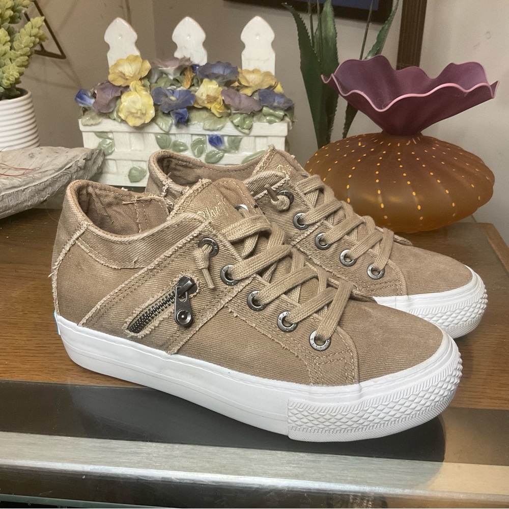 BLOWFISH MALIBU MELONDROP SLIP ON SNEAKERS 8.5
